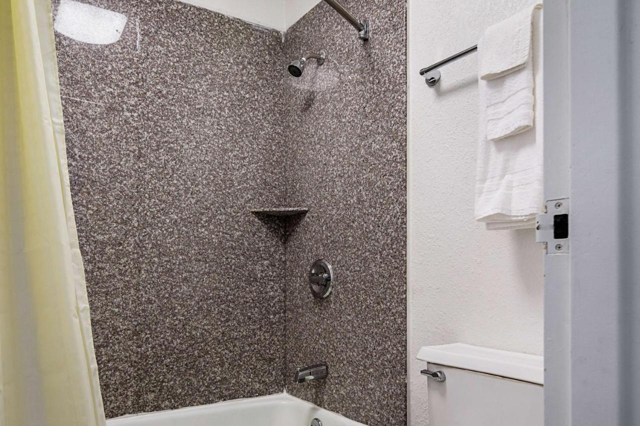 Econo Lodge Asheboro Dış mekan fotoğraf
